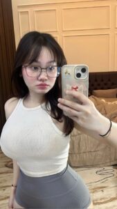 Cerita Sex Ngentot Dengan Mama Mertuaku Saat istriku Tidur -