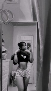 Cerita Sex Masuk Kelubang Surgawi Gadis Cilik - 