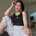 Cerita Sex Menikmati Tubuh Penari Seksi yang Hot -